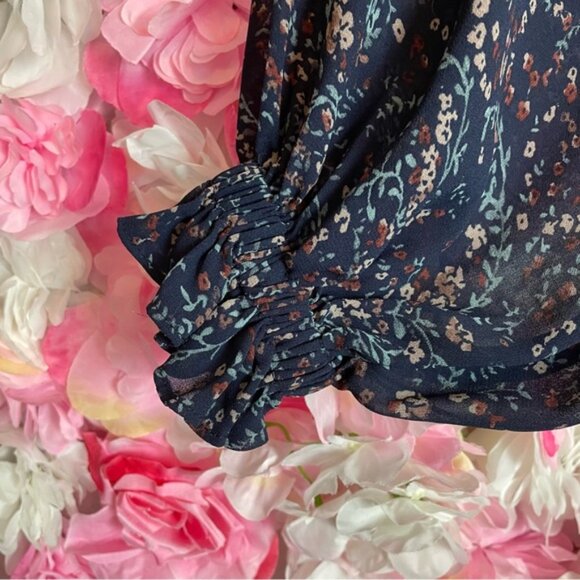 Reitmans Paisley Long Sleeve Blouse Sz M - Picture 6 of 9